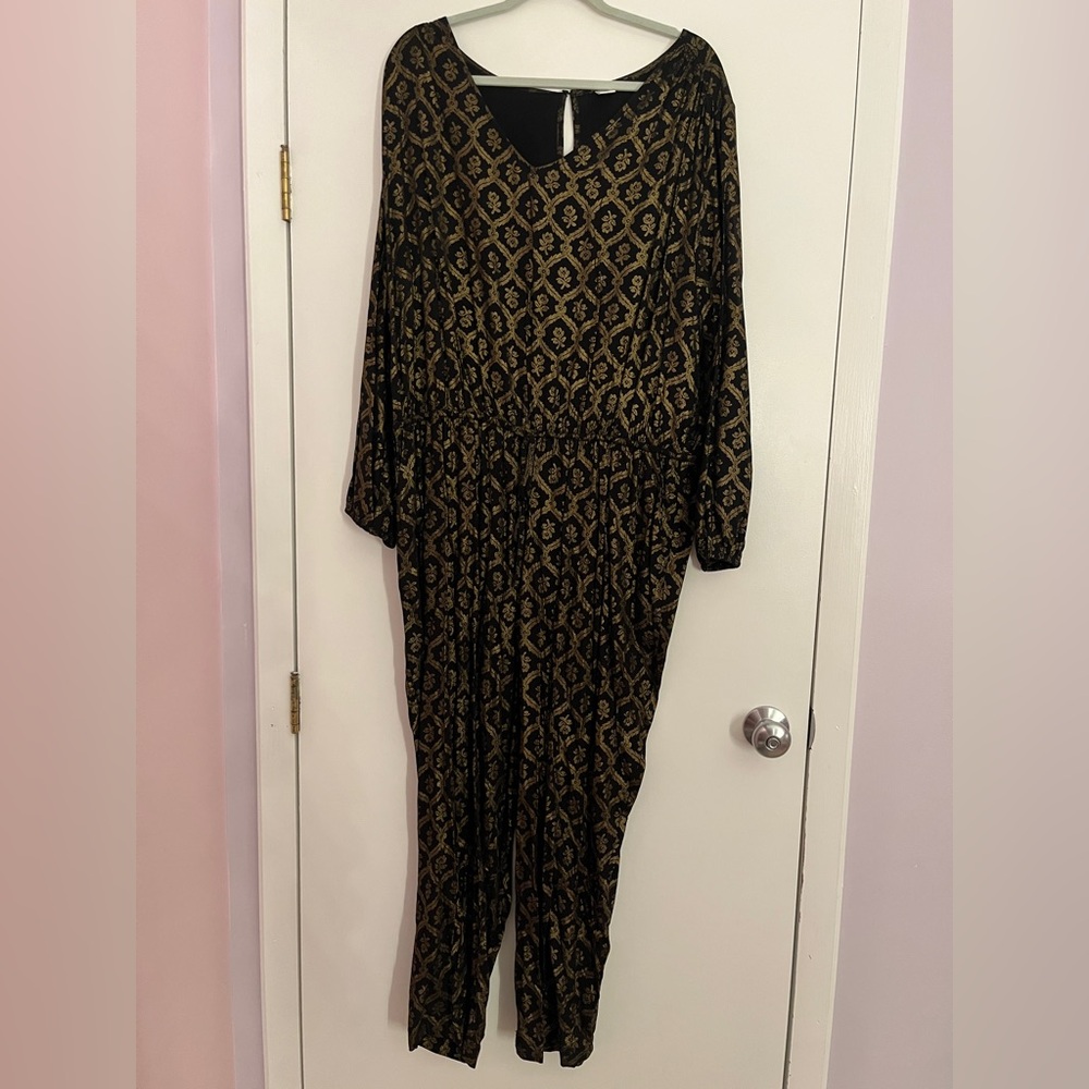 Old Navy Black and Gold Patterned Jumpsuit